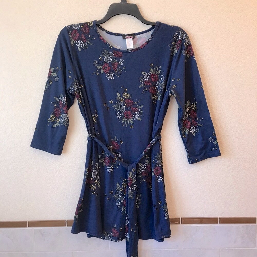 Dark Blue Floral Mini Dress Size XL - Picture 13 of 16